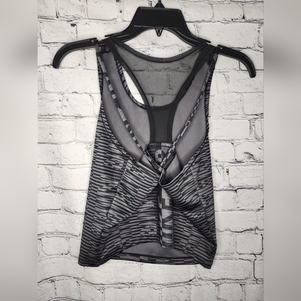 Nike Athletic Razor Back Running Top Size Medium‎ - Picture 2 of 5